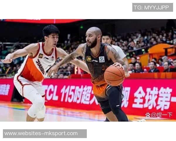 2009年CBA季后赛广东队对阵福建队精彩回顾与赛场瞬间分析 2009年CBA季后赛广东队对阵福建队精彩回顾与赛场瞬间分析