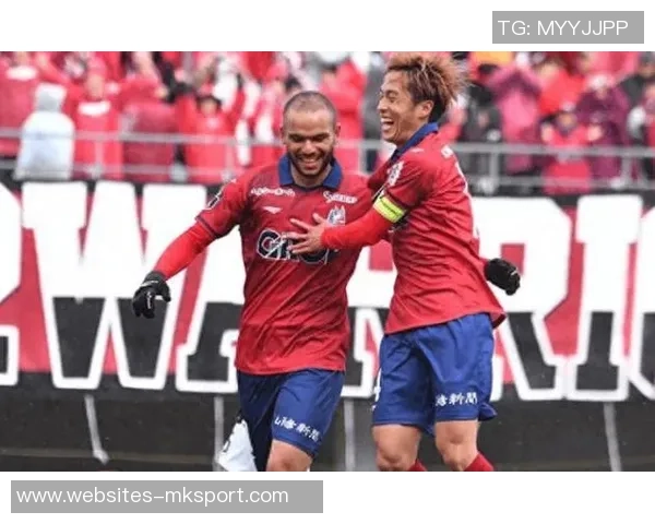 山形山神与冈山绿雉的激烈对决展现日本足球的魅力与激情